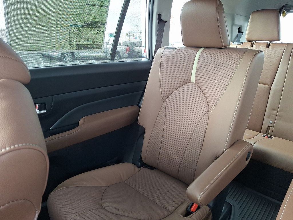 2026 Toyota Grand Highlander Platinum