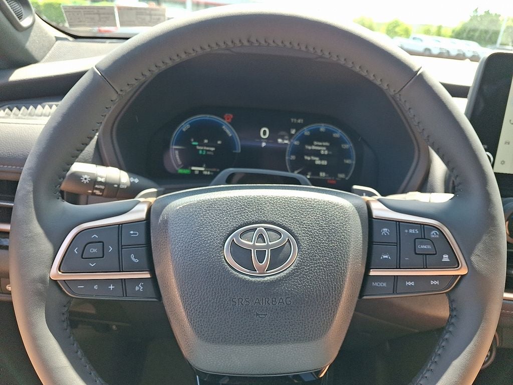 2026 Toyota Grand Highlander Hybrid MAX Platinum