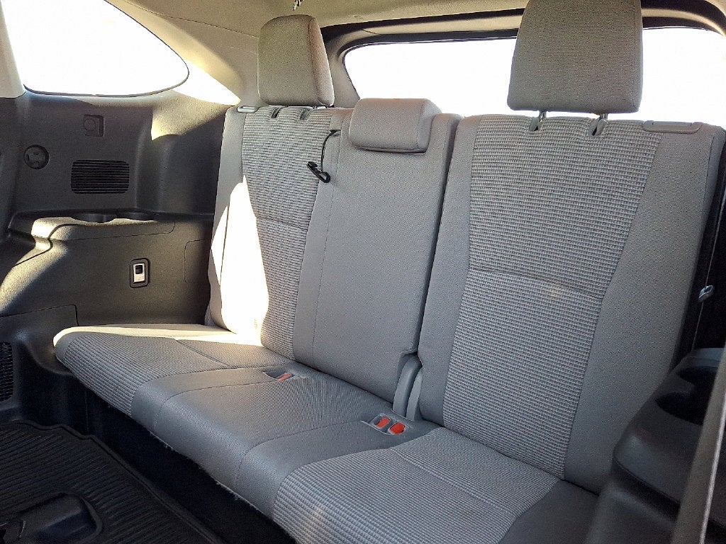 2023 Toyota Highlander Hybrid LE