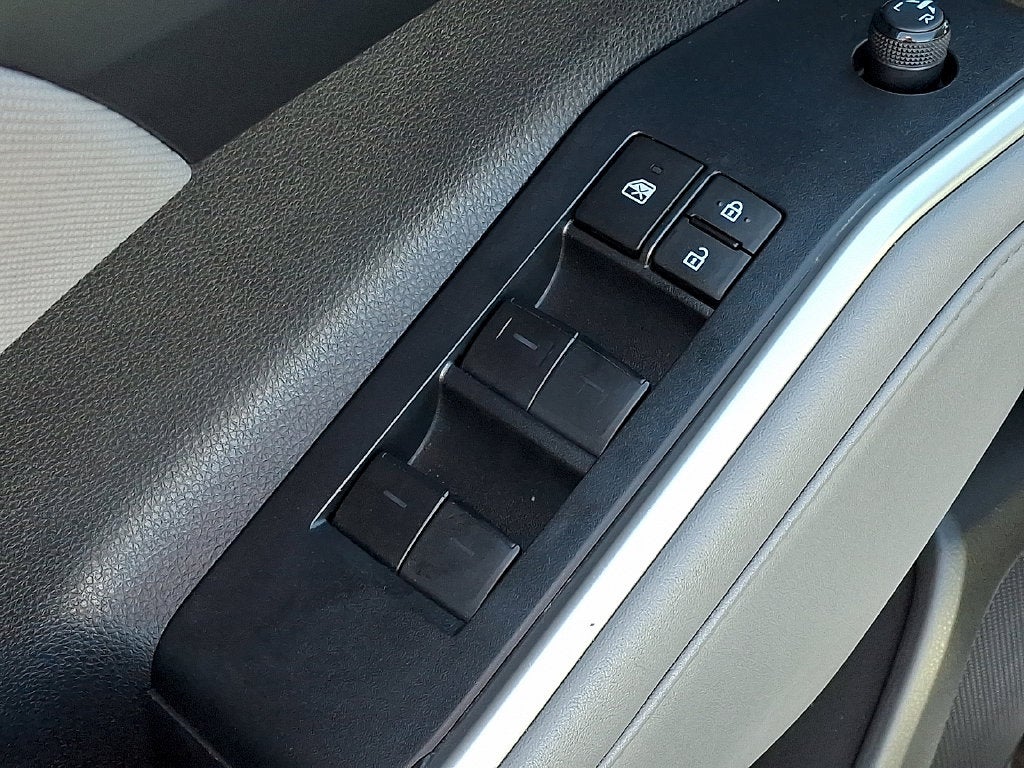 2023 Toyota Highlander Hybrid LE