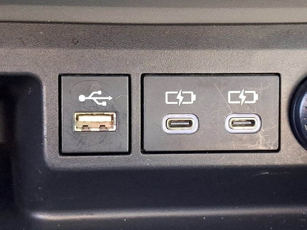 2023 Toyota Highlander Hybrid LE