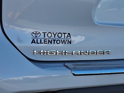 2023 Toyota Highlander Hybrid LE