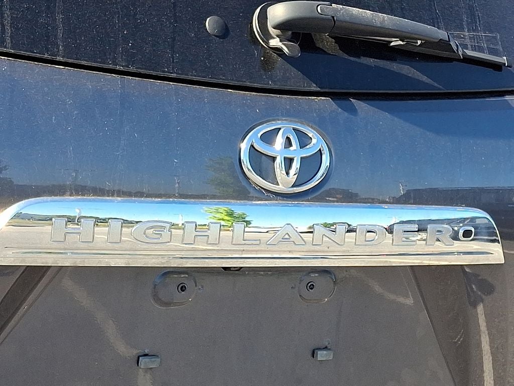 2013 Toyota HIGHLANDER Base Plus V6