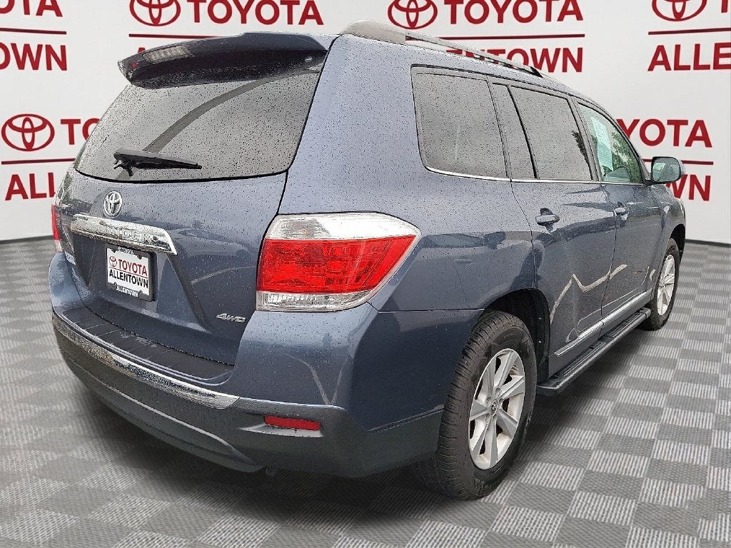 2013 Toyota Highlander Base Plus V6