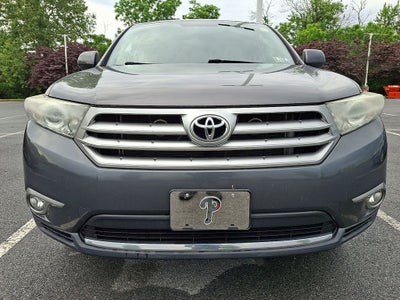 2013 Toyota HIGHLANDER SE