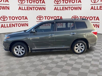 2012 Toyota HIGHLANDER SE
