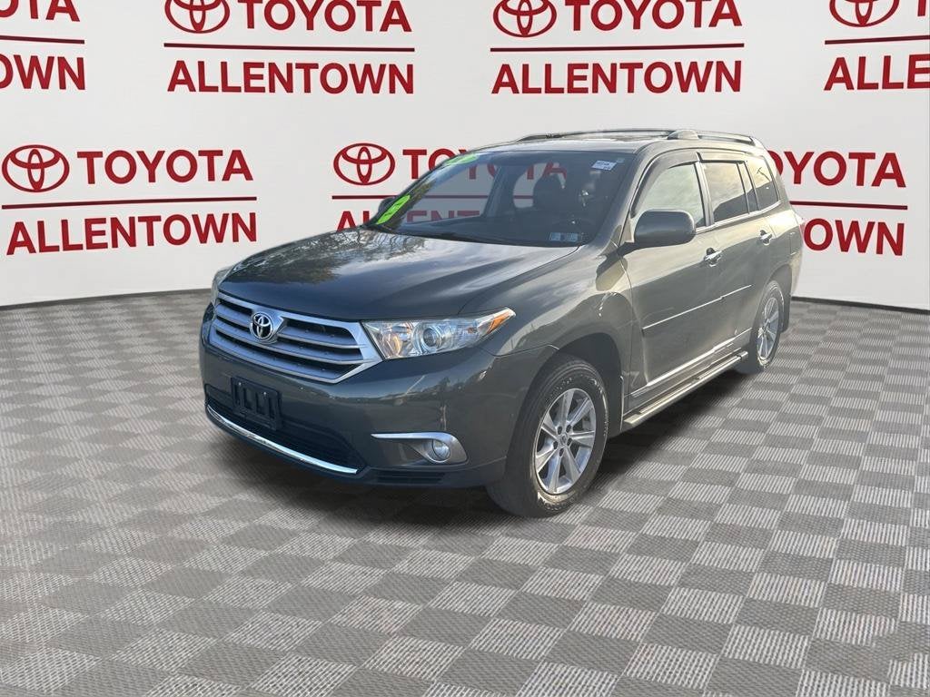 2012 Toyota HIGHLANDER SE