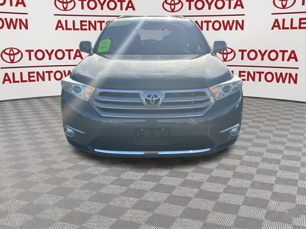 2012 Toyota HIGHLANDER SE