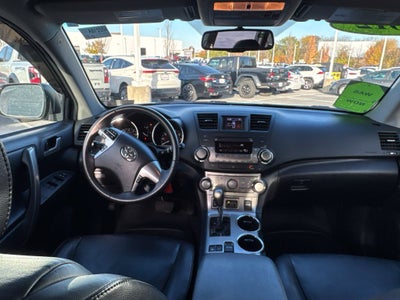 2012 Toyota HIGHLANDER SE