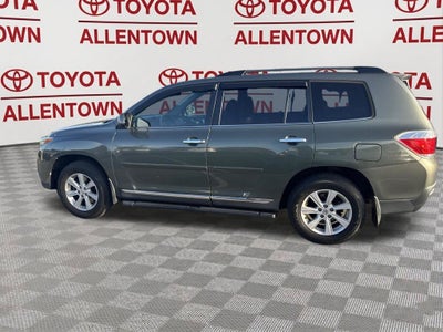 2012 Toyota HIGHLANDER SE
