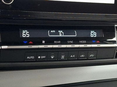 2025 Toyota Sienna LE 8 Passenger