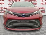 2025 Toyota Sienna LE 8 Passenger