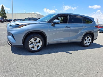 2022 Toyota HIGHLANDER LE