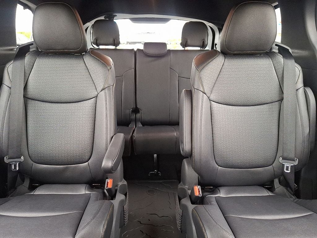2026 Toyota Sienna Woodland Edition