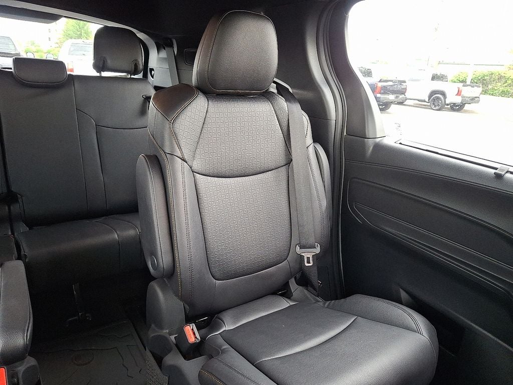 2026 Toyota Sienna Woodland Edition