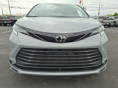 2026 Toyota Sienna Woodland Edition