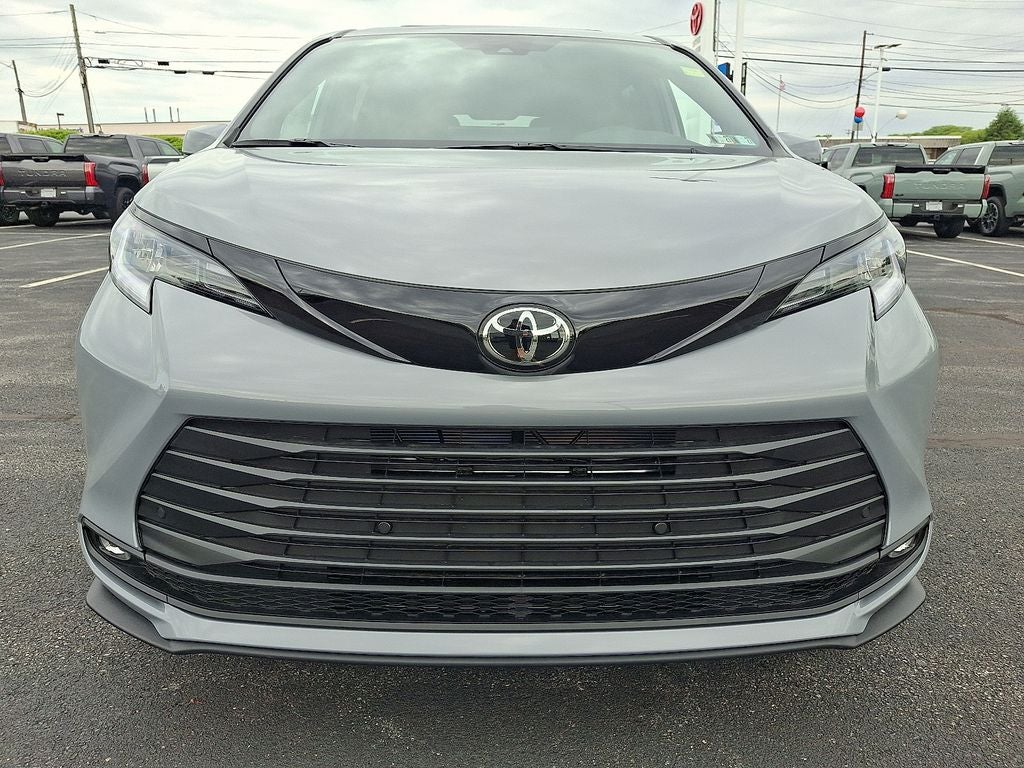 2026 Toyota Sienna Woodland Edition