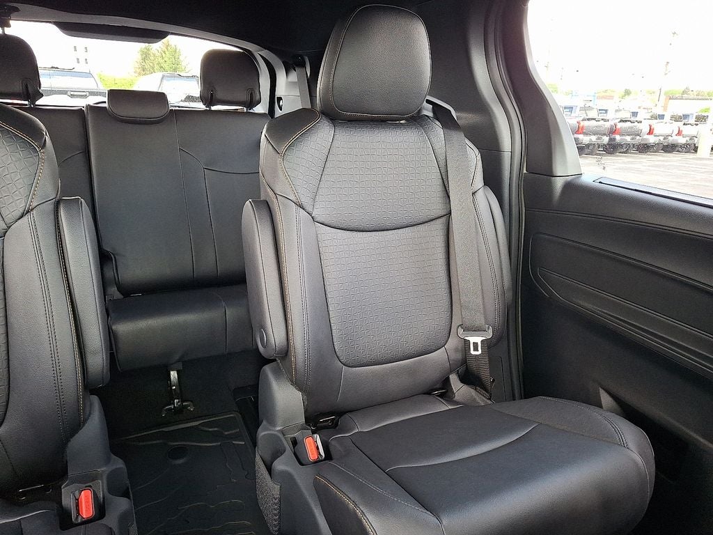 2026 Toyota Sienna Woodland Edition