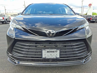 2026 Toyota Sienna Woodland Edition