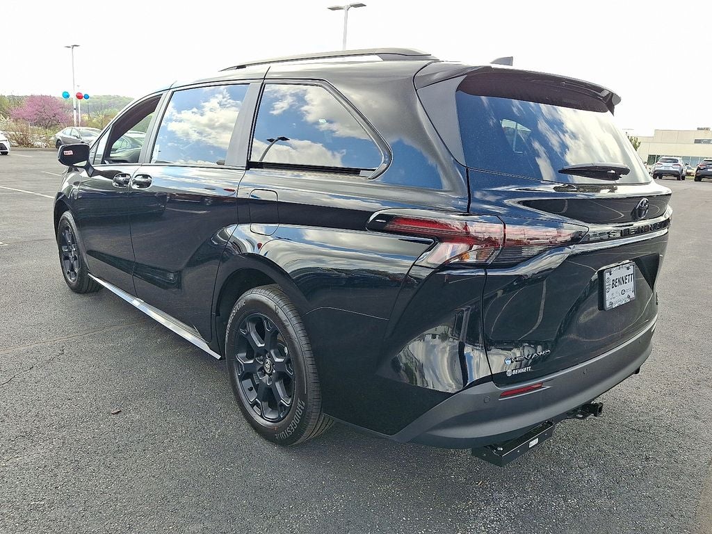 2026 Toyota Sienna Woodland Edition