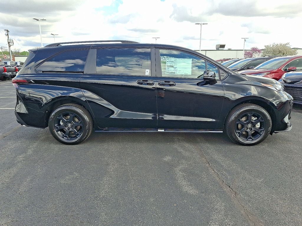 2026 Toyota Sienna Woodland Edition