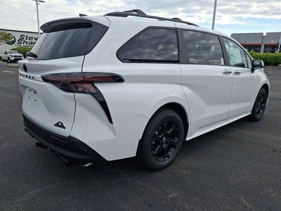 2026 Toyota Sienna Woodland Edition