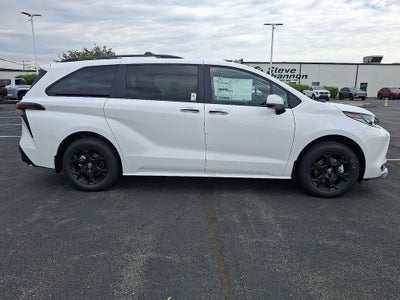 2026 Toyota Sienna Woodland Edition
