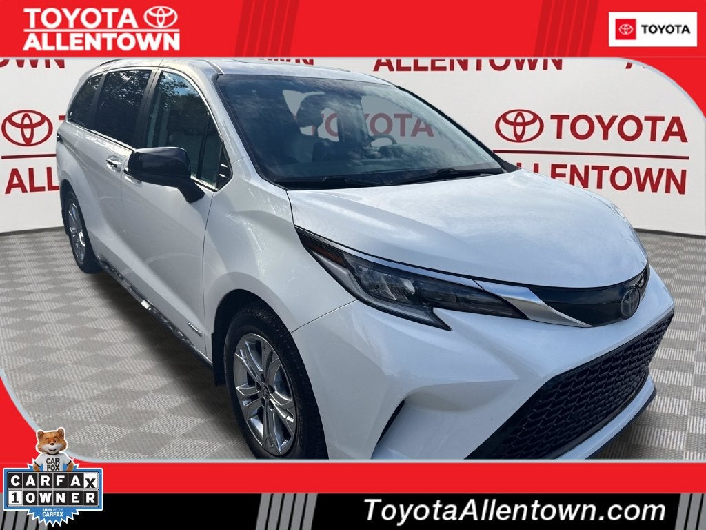 2021 Toyota Sienna XSE 7 Passenger