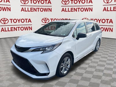 2021 Toyota Sienna XSE 7 Passenger