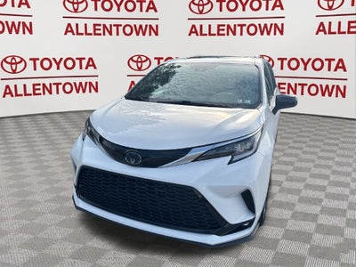 2021 Toyota Sienna XSE 7 Passenger