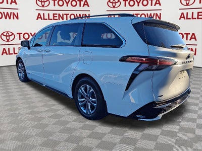 2021 Toyota Sienna XSE 7 Passenger