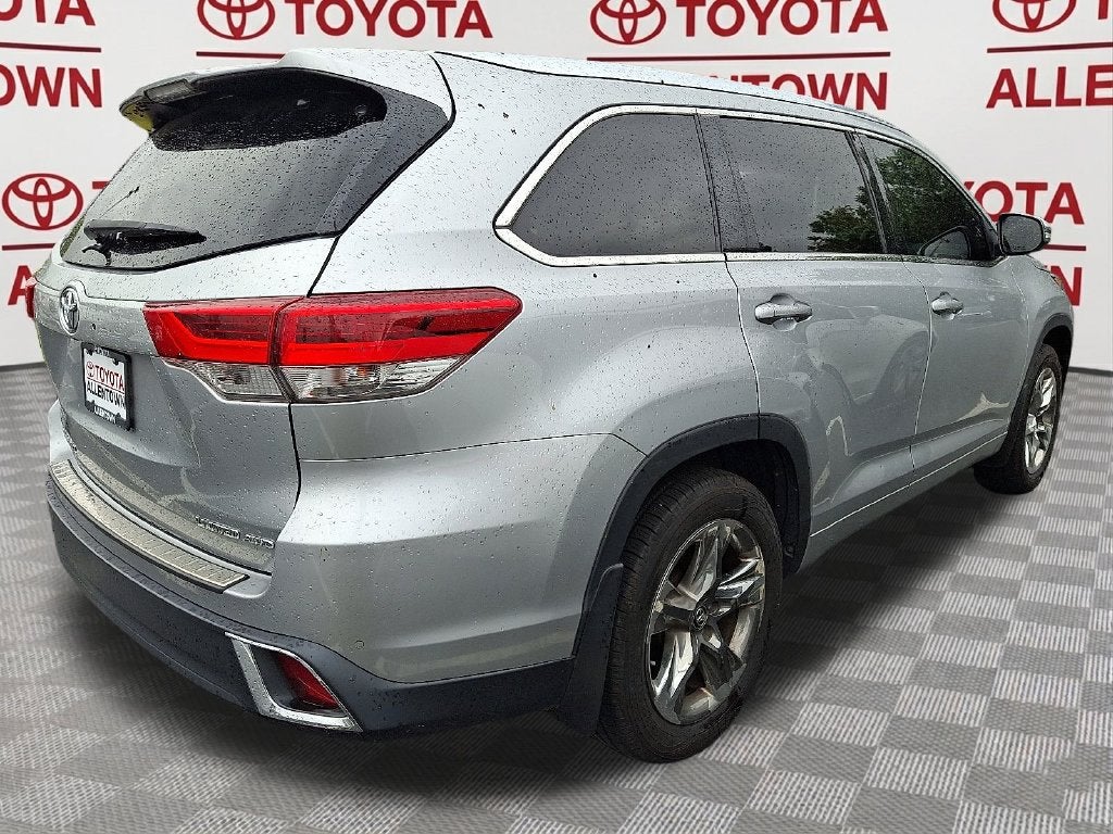 2018 Toyota Highlander Limited Platinum