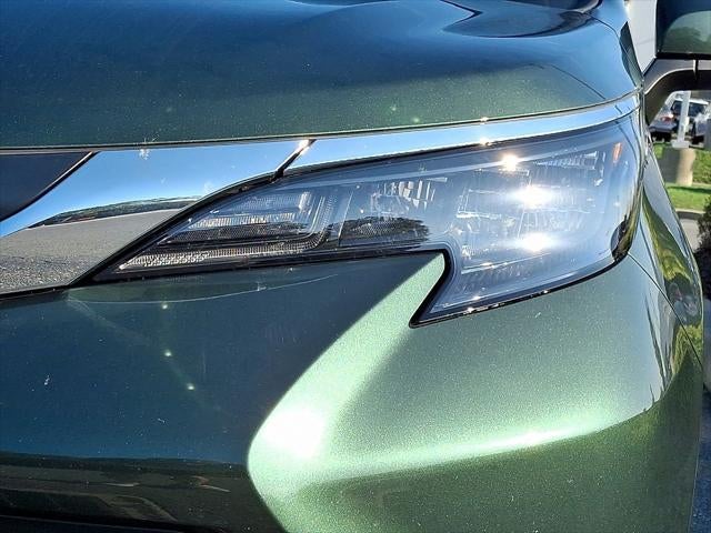 2025 Toyota Sienna XLE 7 Passenger