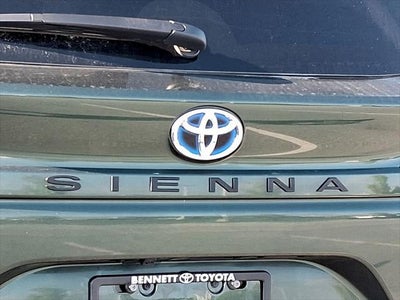 2025 Toyota Sienna XLE 7 Passenger