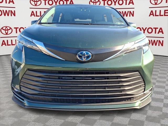 2025 Toyota Sienna XLE 7 Passenger