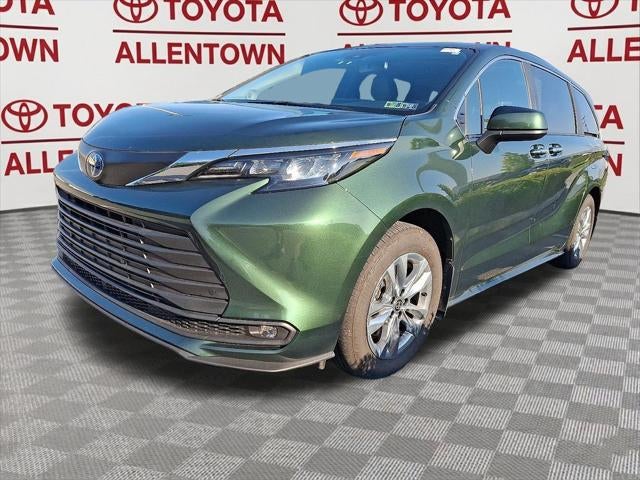 2025 Toyota Sienna XLE 7 Passenger