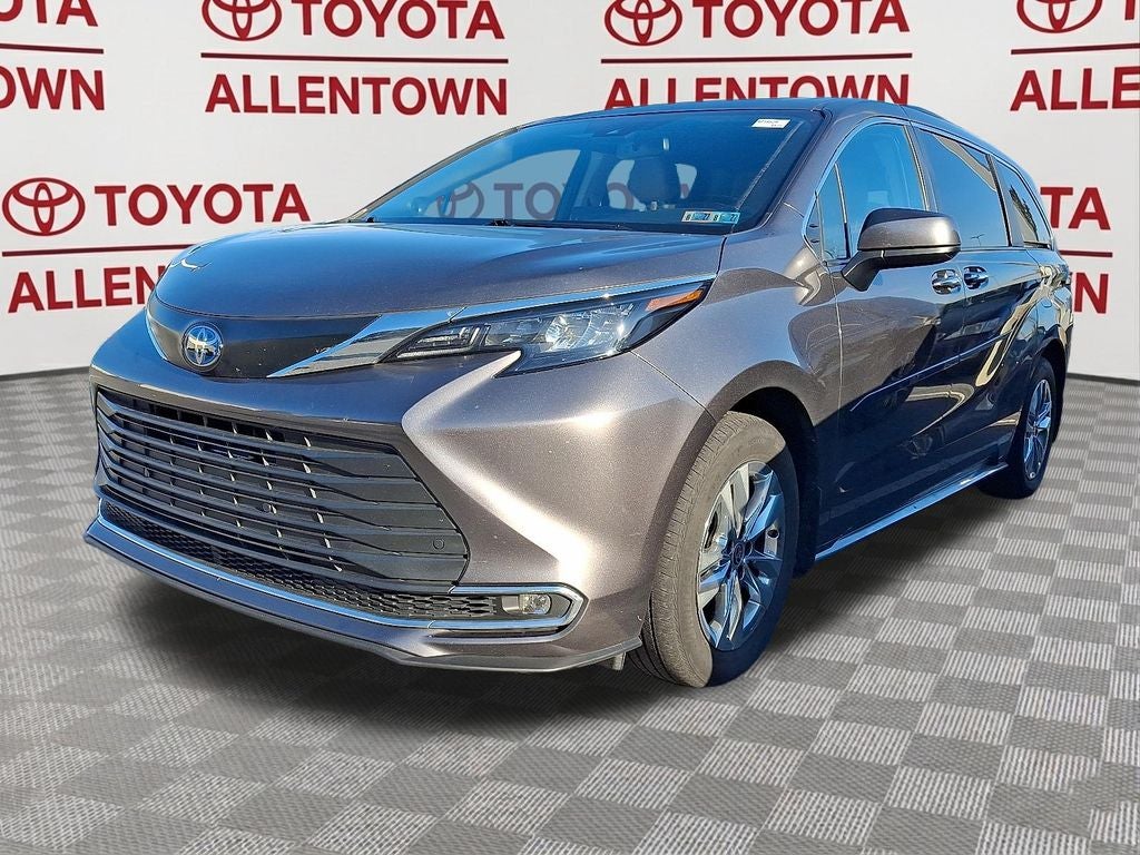 2024 Toyota Sienna XLE 7 Passenger