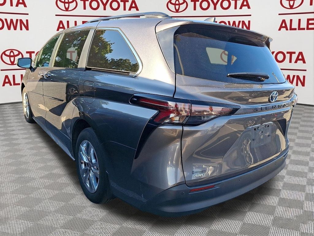 2024 Toyota Sienna XLE 7 Passenger