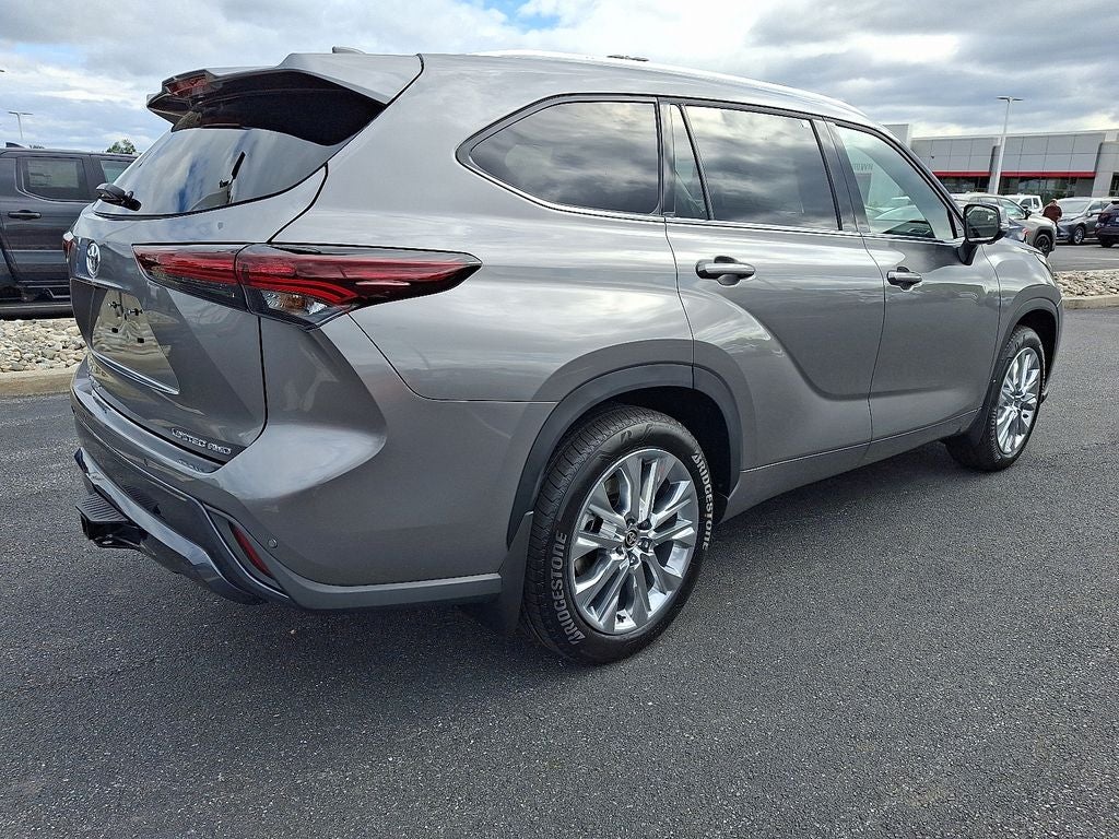 2026 Toyota Highlander Limited