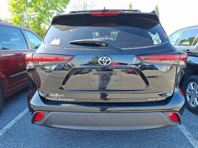 2024 Toyota HIGHLANDER XLE