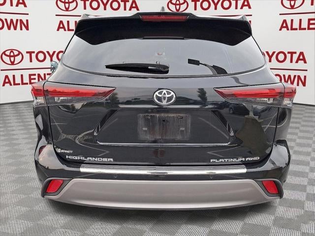2024 Toyota Highlander Platinum