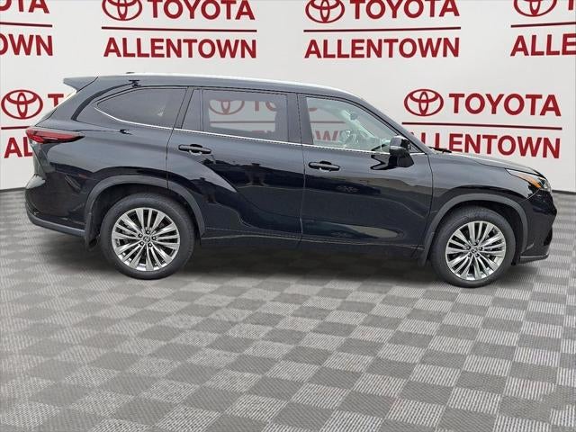 2024 Toyota Highlander Platinum