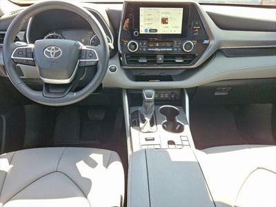 2024 Toyota Highlander XLE