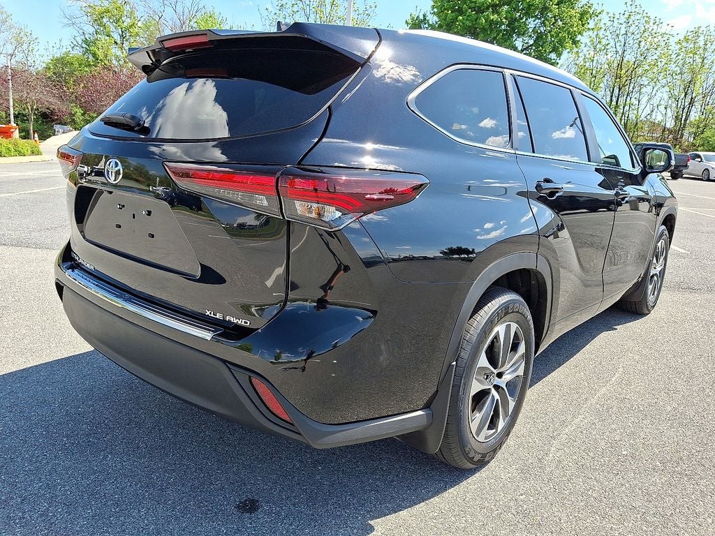 2024 Toyota HIGHLANDER XLE