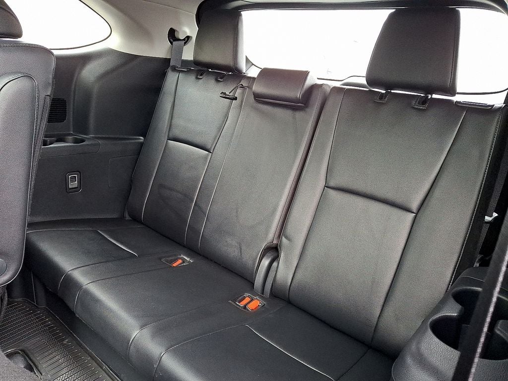 2025 Toyota Highlander Platinum