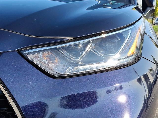 2025 Toyota Highlander Platinum