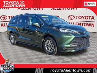2024 Toyota Sienna LE 8 Passenger