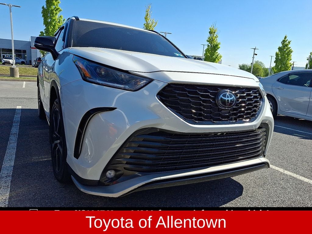 2022 Toyota Highlander XSE 4x4 V6's photo
