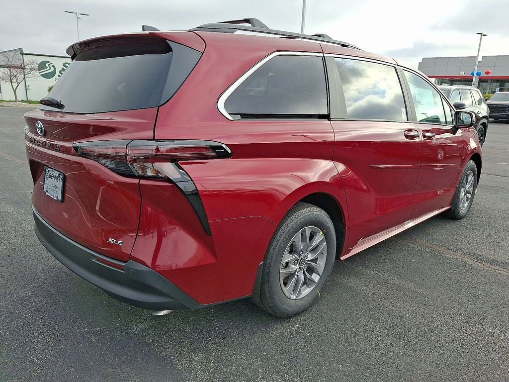 2026 Toyota Sienna XLE