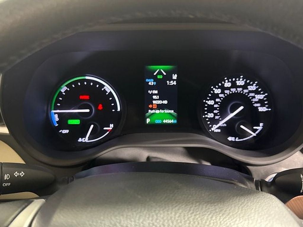 2022 Toyota Sienna XLE 8 Passenger